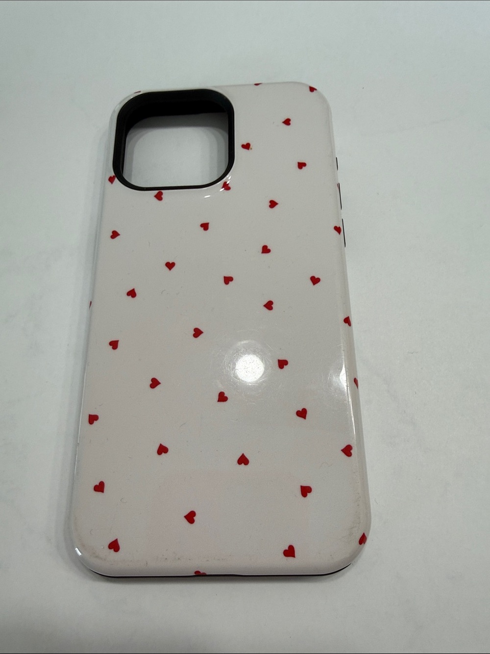 White Phone Case with Red Heart Pattern - Casely-15 Pro Max